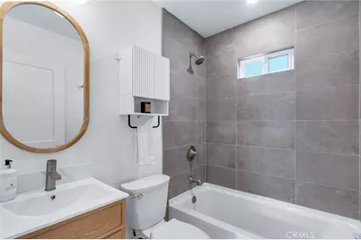 20717 Raymond Avenue, Torrance, CA 90502 - Photo 22