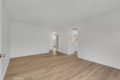 506 S Kern Avenue, Los Angeles, CA 90022 - Photo 4