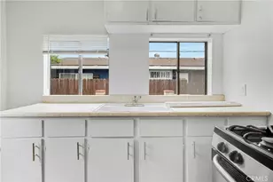 506 S Kern Ave, Los Angeles, CA 90022 - Photo 16