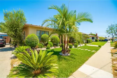 1208 S Stoneacre, Compton, CA 90221 - Photo 2