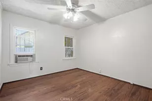 2136 W 75th St, Los Angeles, CA 90047 - Photo 12