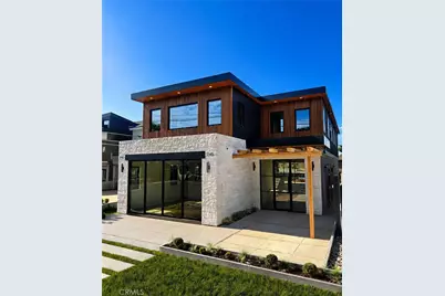 745 35th Street, Manhattan Beach, CA 90266 - Photo 1