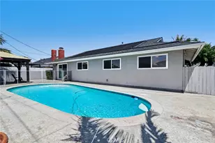 10362 Christmas Dr, Huntington Beach, CA 92646 - Photo 12