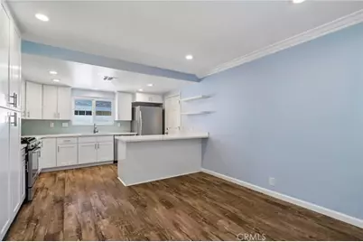 10362 Christmas Drive, Huntington Beach, CA 92646 - Photo 4
