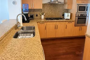 13650 Marina Pointe Dr, Marina del Rey, CA 90292 - Photo 14