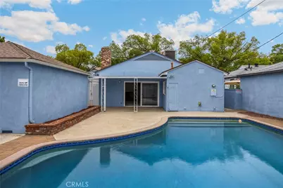 8828 Zeiler Avenue, Los Angeles, CA 91331 - Photo 18