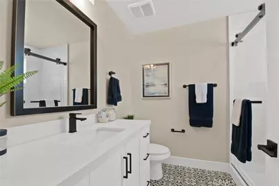 18090 Prairie Avenue #101, Torrance, CA 90504 - Photo 10