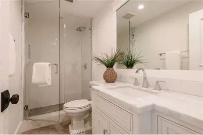 10555 Holman, Los Angeles, CA 90024 - Photo 52