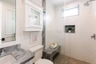 10555 Holman, Los Angeles, CA 90024 - Photo 38