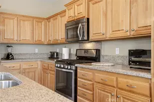 2275 W 25th Street, San Pedro, CA 90732 - Photo 16