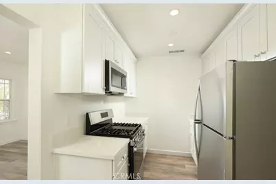 1004 W Clark, Burbank, CA 91506 - Photo 10