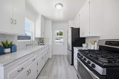 2824 Charlemagne Avenue, Long Beach, CA 90815 - Photo 8