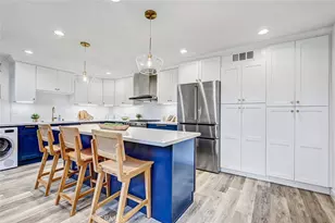 984 Granville, Los Angeles, CA 90049 - Photo 6