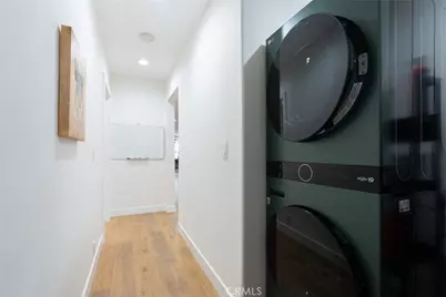 135 N Vendome Street, Los Angeles, CA 90026 - Photo 16