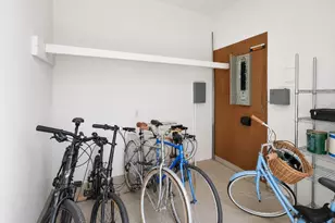 3166 S Sepulveda Blvd, Los Angeles, CA 90034 - Photo 30