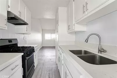 753 Cerritos Avenue, Long Beach, CA 90813 - Photo 16