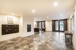 14242 Burbank, Sherman Oaks, CA 91401 - Photo 6