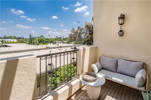 14242 Burbank, Sherman Oaks, CA 91401 - Photo 12