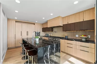 214 El Porto Street, Manhattan Beach, CA 90266 - Photo 12