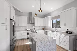 2204 Felton Ln, Redondo Beach, CA 90278 - Photo 2