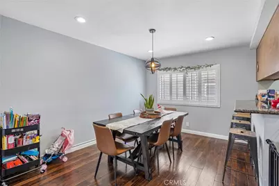 1599 W Jefferson Boulevard, Los Angeles, CA 90018 - Photo 8