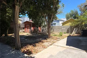 7249 Loma Verde Ave, Canoga Park, CA 91303 - Photo 22