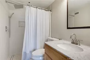 726 Elm Ave, Long Beach, CA 90813 - Photo 20