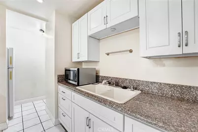 3818 W 111th Place, Inglewood, CA 90303 - Photo 6