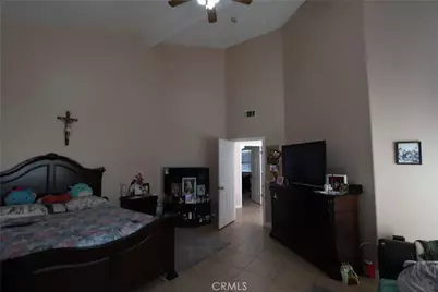 1340 N Neptune, Wilmington, CA 90744 - Photo 6