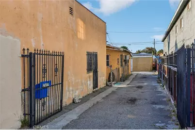 3309 W Florence, Los Angeles, CA 90043 - Photo 2