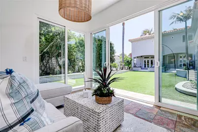 819 11th Street, Manhattan Beach, CA 90266 - Photo 70