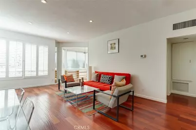 8960 Cynthia Street #103, West Hollywood, CA 90069 - Photo 2