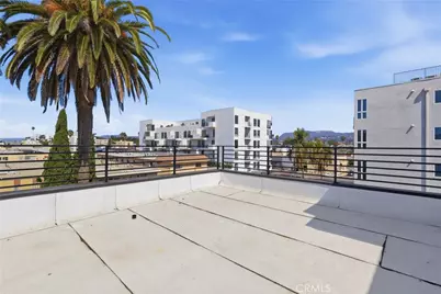 638 N Ardmore Avenue, Los Angeles, CA 90004 - Photo 24
