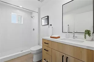 638 N Ardmore Ave, Los Angeles, CA 90004 - Photo 12