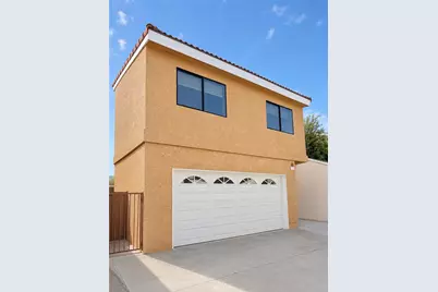 108 Morningside, Manhattan Beach, CA 90266 - Photo 2