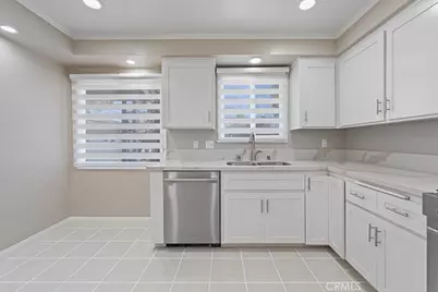 18406 Florwood Avenue, Torrance, CA 90504 - Photo 4