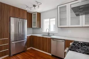 58 Ozone Ave, Venice, CA 90291 - Photo 12