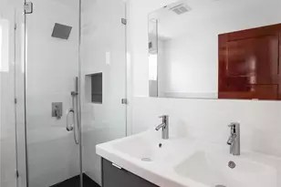 58 Ozone Ave, Venice, CA 90291 - Photo 20