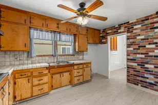 1611 Bay View Ave, Wilmington, CA 90744 - Photo 8