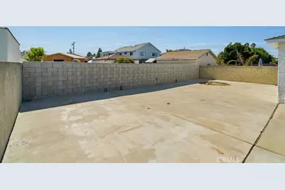 1611 Bay View Avenue, Wilmington, CA 90744 - Photo 30