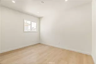 3880 Olmsted Ave, Los Angeles, CA 90008 - Photo 16
