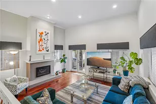 638 Rosecrans Ave, Manhattan Beach, CA 90266 - Photo 2