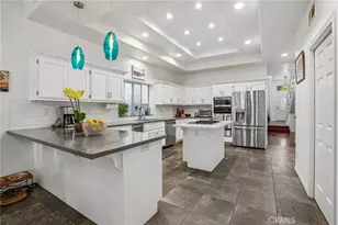 638 Rosecrans Ave, Manhattan Beach, CA 90266 - Photo 12