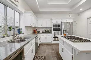 638 Rosecrans Ave, Manhattan Beach, CA 90266 - Photo 8
