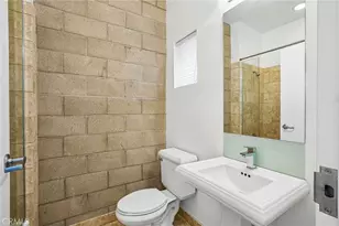 717 N Highland Ave, Los Angeles, CA 90038 - Photo 26