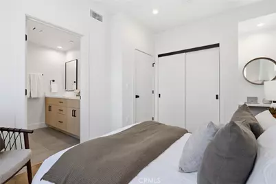 640 N Ardmore Avenue, Los Angeles, CA 90004 - Photo 8