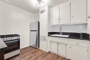 1143 W 28th, Los Angeles, CA 90007 - Photo 50