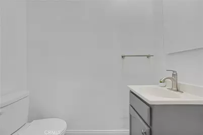 1143 W 28th, Los Angeles, CA 90007 - Photo 32