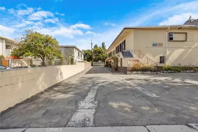 1143 W 28th, Los Angeles, CA 90007 - Photo 18
