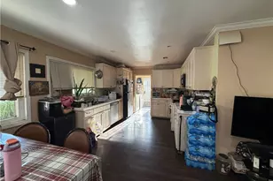 1003 W 225th St, Torrance, CA 90502 - Photo 4
